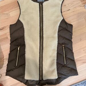 Athleta Responsible Down Tundra Brown and Cream Quilted Vest
